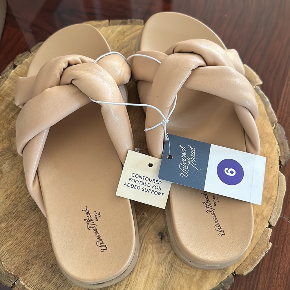 Universal Thread *NWT* Women’s Cosette Sandals - Picture 1 of 7